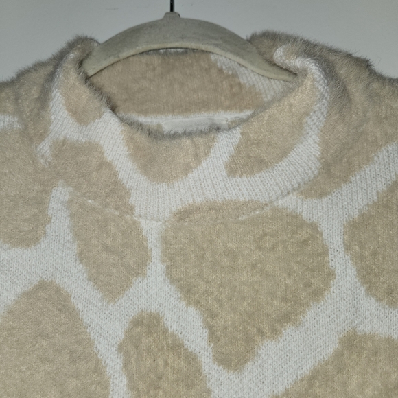 Caslon Tan & Cream Giraffe Print Sweater Size M Super Soft Mock Neck Long Sleeve - Picture 3 of 10